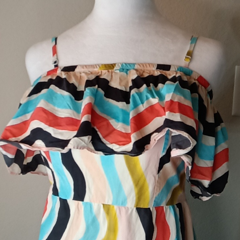 Farm Rio Multicolor Wave Pattern Maxi Dress - Picture 3 of 6
